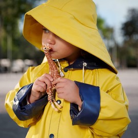 Schleich Wild Life Realistic Female Giraffe Animal Figurine - Authentic Detailed Wild Female Giraffe Toy for Boys and Girls Education Imagination and Play, Highly Durable Gift for Kids Ages 3+