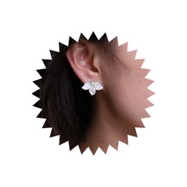 TseanYi Vintage Pearl Flower Earrings Acrylic White Flower Earrings Resin Floral Pearl Stud Earrings Bridal Flower Petal Pearl Earrings Pearl Wedding Earrings Jewelry for Women