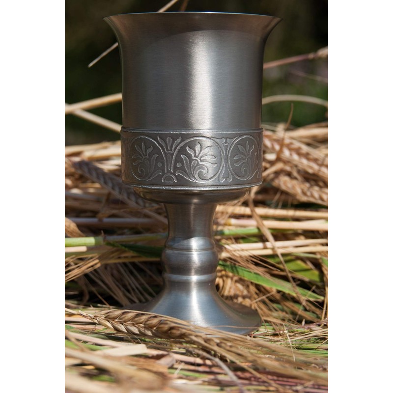 Wentworth Pewter – Mittelalterlicher Zinnkelch in antiker Verarbeitung
