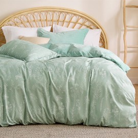 Bedsure Flannel Velvet Duvet Cover King Size, Ultra Soft Breathable Fluffy Fleece Comforter Cover Set, All Season Cozy Floral Duvet Cover with Zipper Closure, 3 Pieces Set, Sage Green