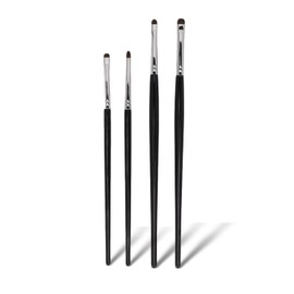 Juego de 4 pinceles para sombras de ojos profesionales: pinceles multifuncionales con cerdas de maquillaje suaves para una aplicación precisa de detalles y un agarre cómodo, ideal para sombras de ojos, delineador de ojos y maquillaje de cejas.