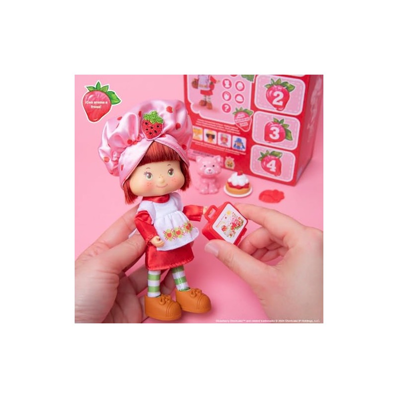The Loyal Subjects Strawberry Shortcake - Muñeca de moda posable