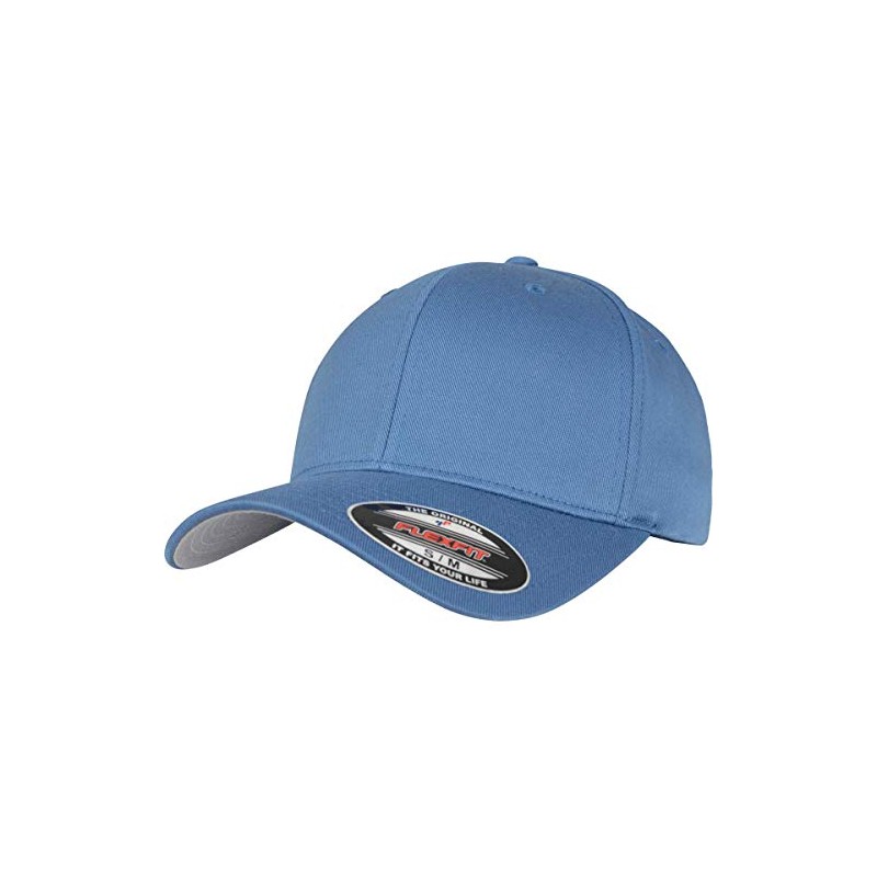 Flexfit Baseball Cap in Bundle with UD Skull Bandana in