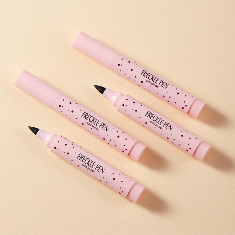 Freckle Pen – Waterproof, Natural-Looking Freckle Stamp for Sunkissed Makeup