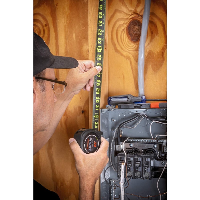 Crescent Lufkin 1-3/16 x 25' Command Control Series Black Clad