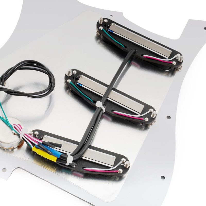 Musiclily Pro-SE ST-DPHA SSS Strat Wired Pickguard Arnico 5 Single