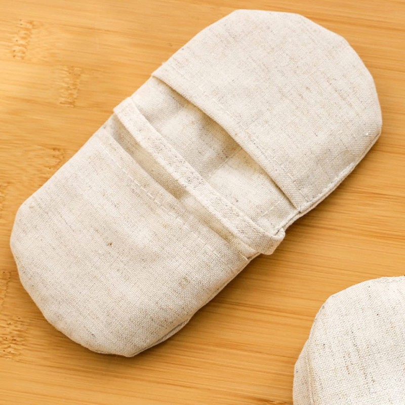Ciieeo Heat Resistant Kitchen Oven Gloves and Scald Mitts for