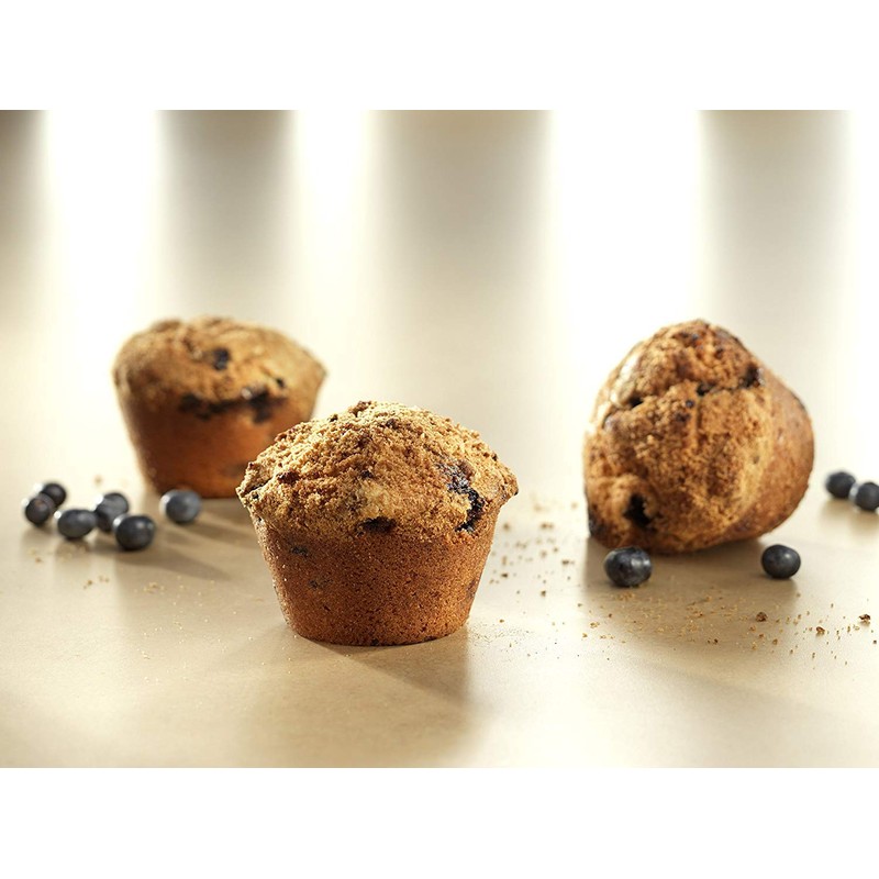 USA Pan Bakeware Nonstick Cupcake and Muffin Pan with LId