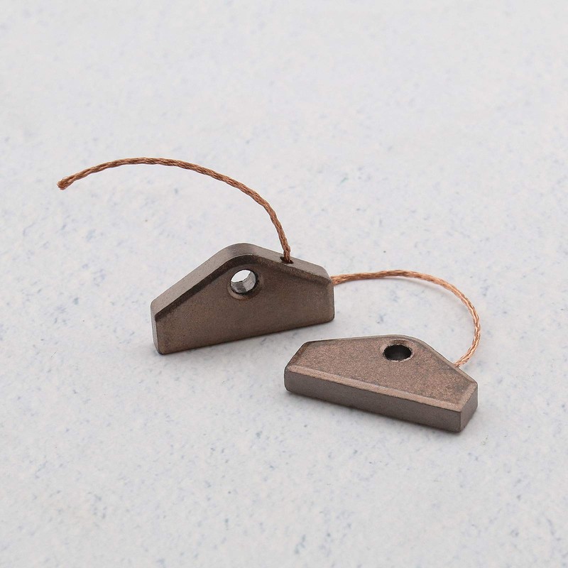 Micro Traders Carbon Brushes Copper-containing 5153702 4490382 6597490 5007 30x16x4mm