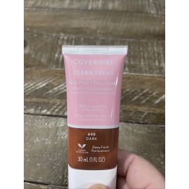 Covergirl Clean Fresh Skin Milk Foundation 640 Dark
