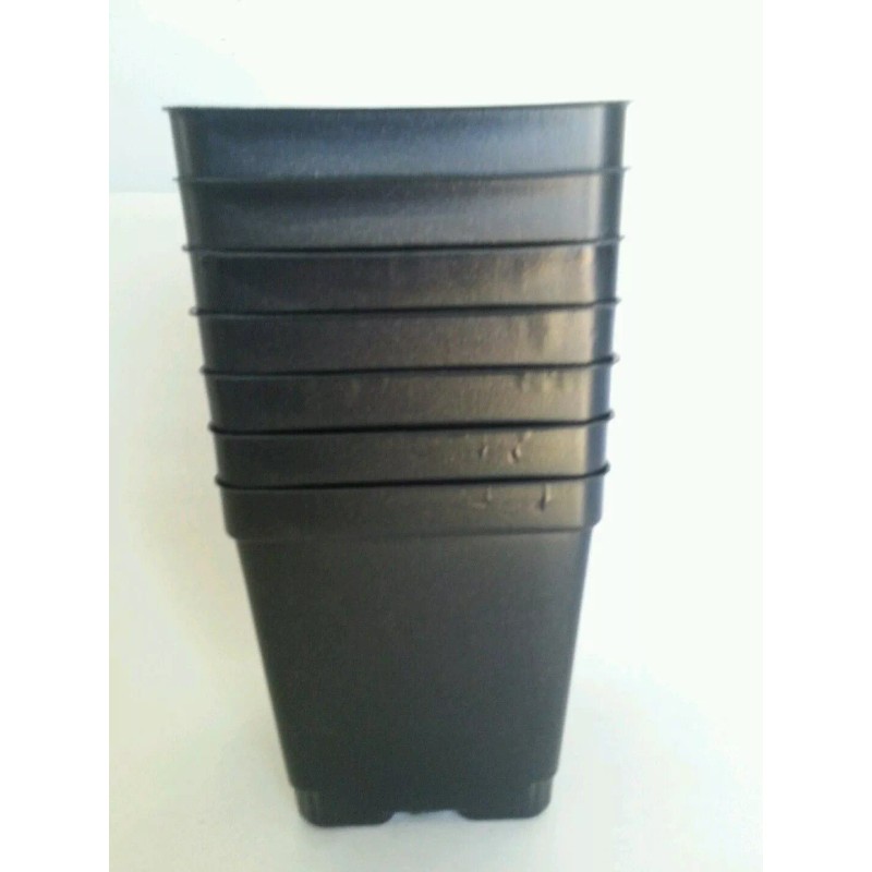 Landmark Quart 4.25" SQUARE DEEP PLASTIC NURSERY POTS - SET