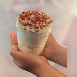 Super Creamy Strawberry & Vanilla Shea Butter Skin Moisturizer - Creamy Texture with Strawberry & Vanilla Flavor - Scent: 4oz