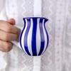City to Cottage® - Keramik Milchkännchen | Blau-Weiß gestreift |