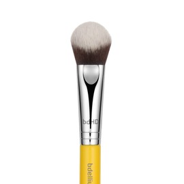 Bdellium Tools Professional Makeup Brush - Studio Series 963 BDHD Phase II xs - With All-Vegan Synthetic Fibers, For Precision Blending, Highlighting, Contouring, and Softening (Blue, 1pc)