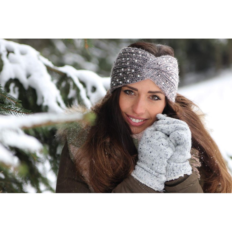 styleBREAKER Warm gloves with rhinestones and fleece, winter knitted gloves,