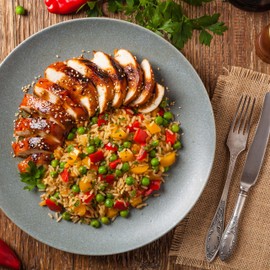 Yupik Organic Brown Rice, Long Grains, 2.2 lb (35.2 oz), Non-GMO, Vegan, Gluten-Free, Kosher, Salt-Free, Source of Fiber & Iron, Easy Preparation, Ideal for Recipes, Side Dishes, Salads & More