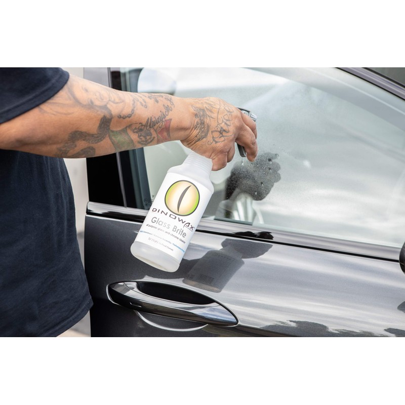 Dinowax- Glass Brite - Auto Glass and Chrome Cleaner -