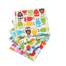 CraftsFabrics 5pcs 40 * 50 cm (16" x 20") Cartoon Animals Printed Cotton Fat Quarters Bundle (for Quilting, Scrapbooking, Sewing, Arts & Crafts, Baby Clothing, Nursery, DIY Projects, Collage)