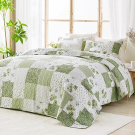 KINBEDY Oversized King Quilt Set 128x120, Green Floral Patchwork Extra Wide King Bedspreads Coverlet Set 3 Piece Quilts for Bed, Reversible Lightweight Quilt Bedding Set with 2 Pillow Shams