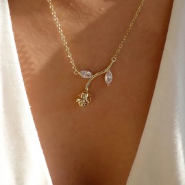 Andelaisi Boho Crystal Rose Choker Necklace Vintage Rose Flower Necklace Gold Floral Rose Pendant Necklace Minimalist Rose Chain Necklace Jewelry for Women