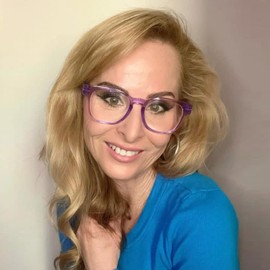 CessBlu 6 Pack Screwless Non-Metal Spring Hinges Reading Glasses Women Funky Readers +1.50