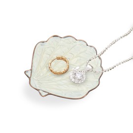 Dmnnlp Shell Jewelry Tray, Alloy Trinket Dish White Decorative Jewelry Organizer for Rings, Earrings, Necklaces and other Small Accessorie -White