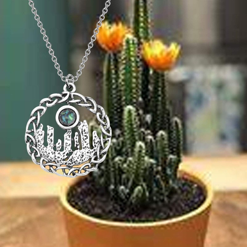 CENWA Inspired Necklace Scotland Standing Stone Pendant Necklace (green)