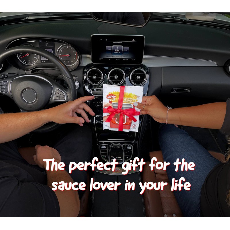 Saucemoto Dip Clip | An in-car sauce holder for ketchup