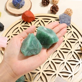 CrystalTears Green Aventurine Crystal Stone, Large 4.5-5.5cm Aventurine Quartz Crystals for Success,Good Luck, Motivation, Rough Healing Gemstone for Reiki Healing Meditation Decor,Crystal Gifts-2pcs
