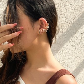 Non Pierced Ear Cuff Statement Earrings for Women Teen Girls,14K Gold Geometric Hollow Cartilage Cuff Earrings Party Prom Ear Clips Jewelry Gifts (Gold)