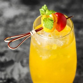 100PCS 4.7inch Heart Shaped Cocktail Picks Bamboo Picks Skewers Toothpicks Sticks Appetizers Barbeque Sandwich Fruit Picks(black)