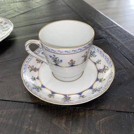 Bernardaud Limoges Chateaubriand Blue Footed Coffee Cup W/saucer And Bread Plate