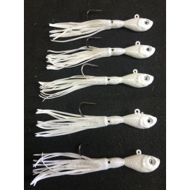 Man Cave Tackle 1 1/2oz Ultra minnow Bucktail Jig head Lures 5 Pk 4 Skirt colors  Bass/Fluke - Mix Colors