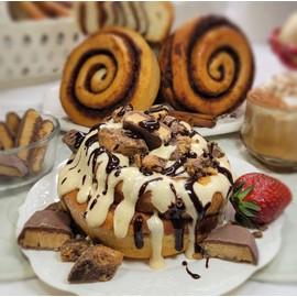 Cinnamom Bakery Individually Wrapped 6oz Peanut Butter Cup Cinnamon Rolls (Pack of 12)