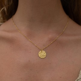 Made by Nami Women's Necklace with Hammered Coin Pendant Gold 40 + 5 cm Stainless Steel Jewellery Gift Ideas for Women, Stainless Steel