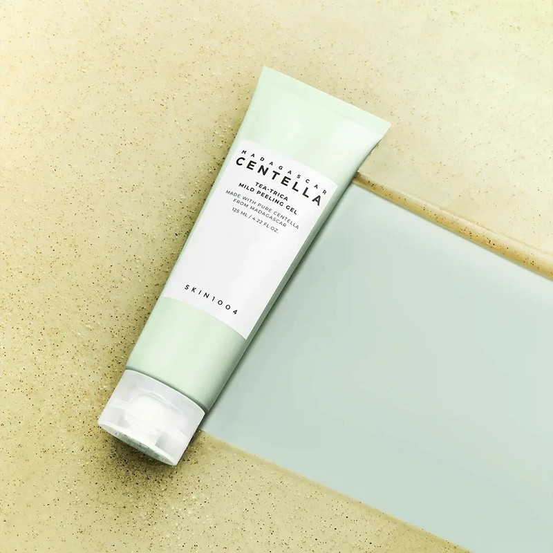 Skin1004 Tea Trica Mild Peeling Gel - Exfoliante 125ml Normal