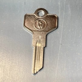 Kenworth BRAND NEW ORIGINAL KENWORTH  LOGO KENWORTH TRUCK KEY BLANK VINTAGE NEW OLD STOCK