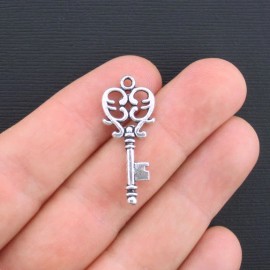 Unbranded 5 Key Charms Antique Silver Tone 2 Sided Great Quality - SC993