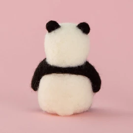 Hamanaka H441-551 Wool Felt Kit, Animal Making Needle Felt, Panda