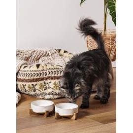 LE TAUCI PET Ceramic Dog and Cat Bowl Set with Acacia Wood Stand - 2 Cup Weighted Non-Slip Food and Water Bowls for Small Dogs & Cats, Lines + Dot