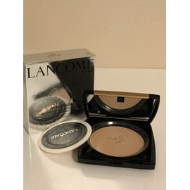 Dual Finish multi-Tasking Powder & Foundation in one All day wear #230 Ecru II (W)