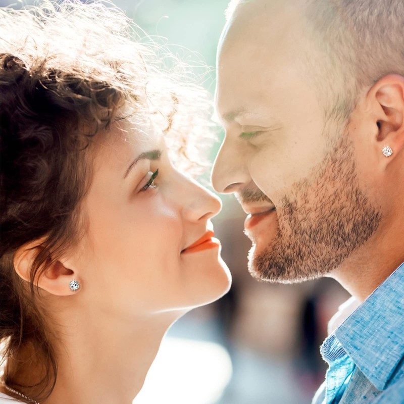 Moissanite Stud Earrings Screw Back 1.2CT 5.5MM*2 18K White Gold