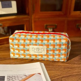 Knitting Pen Case Woven Large Capacity Pencil Case Vintage Flower Pencil Bag Makeup Bags - Color: ORANGE