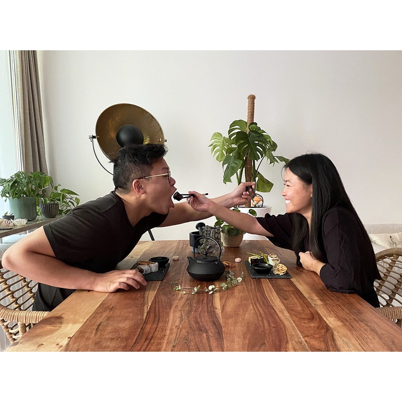 Kitchen Hero 2 Pairs of Wooden Chinese Chopsticks, Black and
