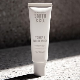 The Aromatherapy Co. - Smith & Co. 80ml Hand & Nail Pomade - Tonka & White Musk | Kakura Plum Oil & Marula Oil Skin Moisturiser - Vegan & Cruelty-Free/Made in New Zealand.