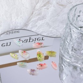 Uñas Postizas 3D Almendradas Medianas – 30 Piezas con Flores, Perlas y Lazos, Diseño de Fresa Rosa, Uñas Acrílicas Falsas para Mujeres, Incluye Lima y Pegatinas Adhesivas