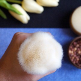 Vela.Yue Flower Shape Loose Powder Brush Large Size Makeup Brush Powder Brush Great Gift