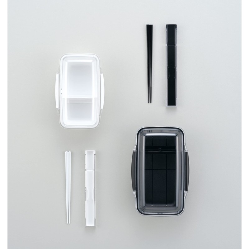 chopsticks and spoon set white