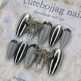 Metallic Silver Handmade Nail Tips - Oval M / 메탈릭 실버 수제네일팁 - 오벌M