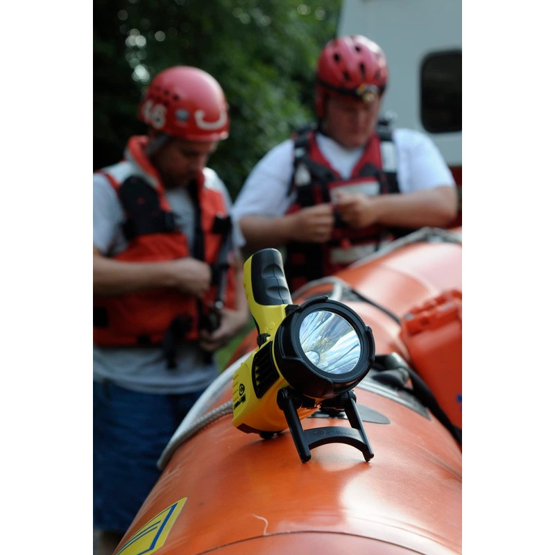 Streamlight 44900 Waypoint 550-Lumen LED Pistol-Grip Spotlight With 12-Volt DC